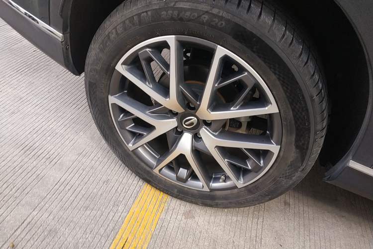 Used GAC Trumpchi GS8 2022 Linghang Series 2.0 TGDI Two-Wheel-Drive Luxury Smart Connectivity Version (7 Seats)
