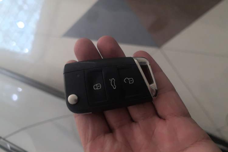 Used Volkswagen Tiguan L 2022 330TSI Automatic Two-Wheel Drive Comfort Edition
