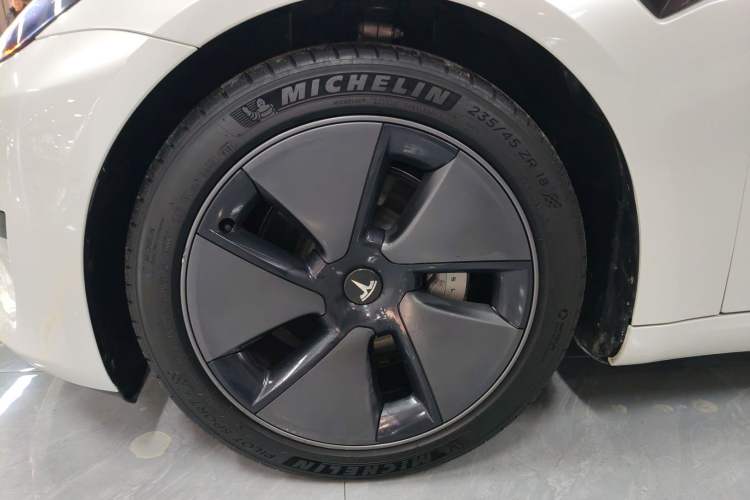 Used Tesla Model 3 2022 Rear-Wheel-Drive Version
