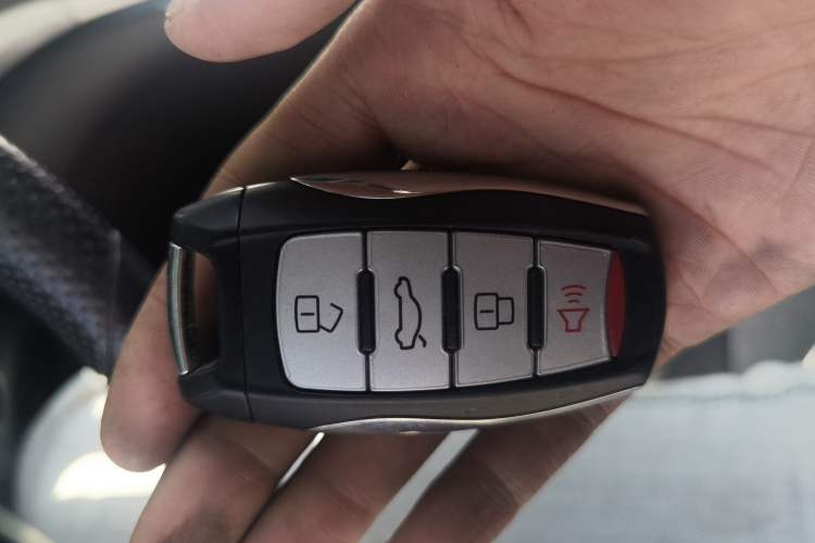 Used Haval M6 2019 1.5T DCT Two-Wheel Drive Value Edition China VI Standard
