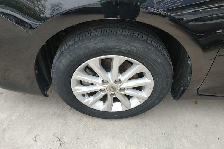 Used Toyota Camry 2015 2.0G Premier Edition