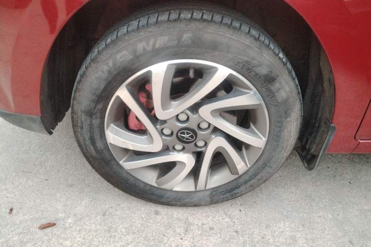 Used  Refine S2 2015 1.5L Manual Luxury Smart Model
