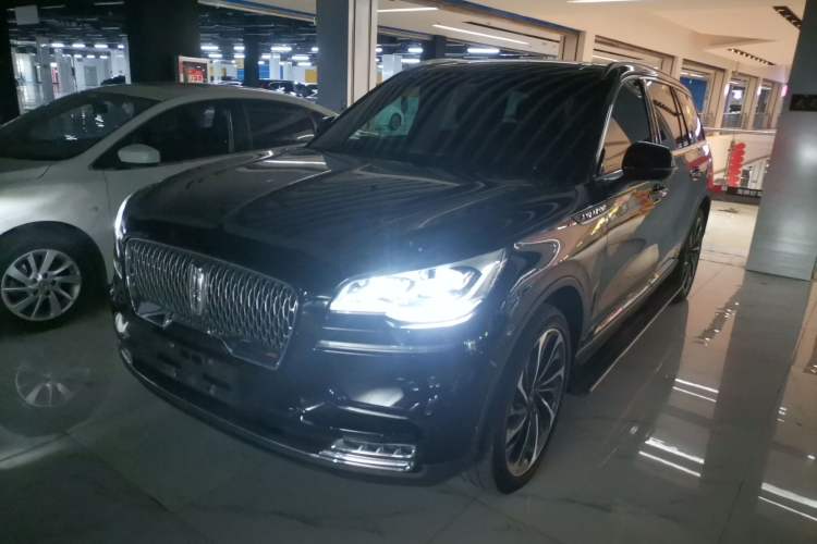 Used Lincoln Aviator 2021 3.0T V6 All-Wheel-Drive Executive Edition