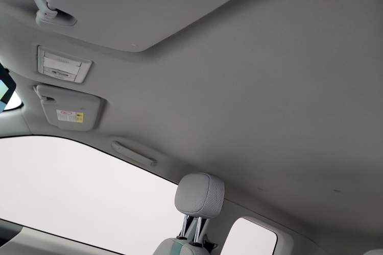 Used  Lumin 2022 210km Sweet Edition