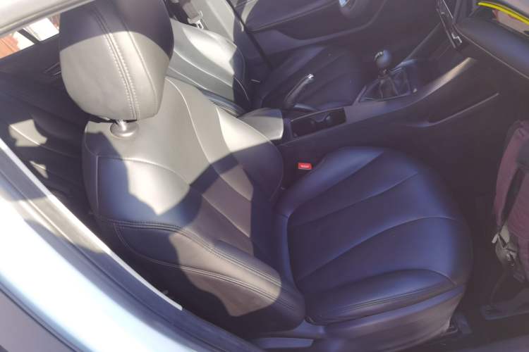 Used Roewe i5 2021 1.5L Manual Platinum Edition