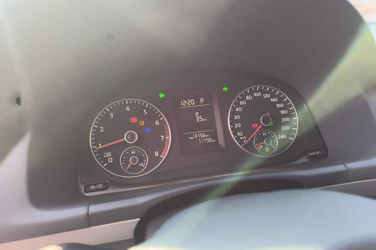 Used Volkswagen Touran 2015 1.4T DSG Comfort Edition 5 Seats
