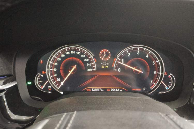 Used BMW 5 Series 2018 Restyled 530Li Leading Edition M Sport Package