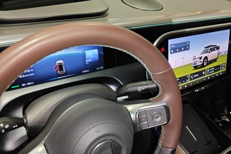 Used  #5 2024 Ultra-Long Range Extraordinary Journey Luxury Edition