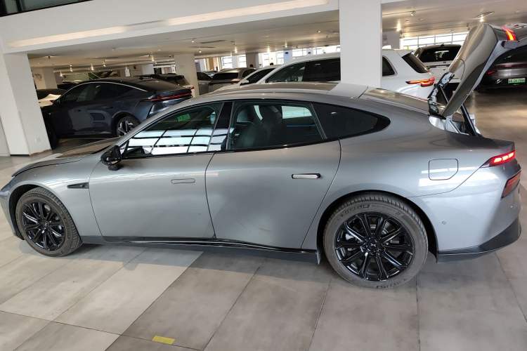 Used XPeng P7 2021 670E Pengyi Edition
