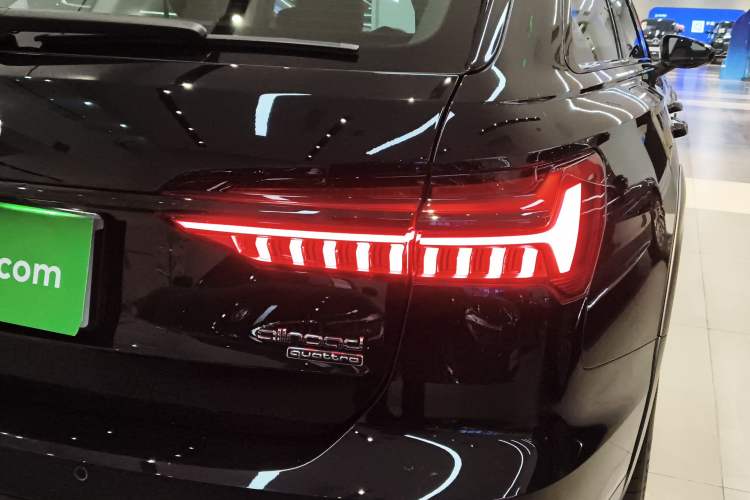 Used Audi A6 (Import) 2024 allroad quattro 55 TFSI Prestige Off-Road Model
