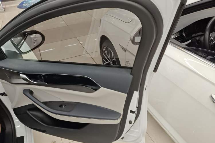 Used BYD Qin PLUS 2021 EV 500KM Premium Model
