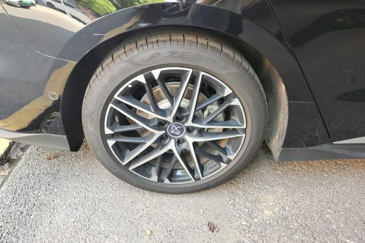 Used BYD Han 2025 EV Intelligent Driving Edition 605KM Prestige Model
