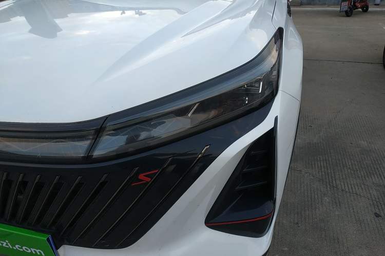 Used Changan CS75 PLUS 2022 2nd Generation 1.5T Automatic Prestige Version
