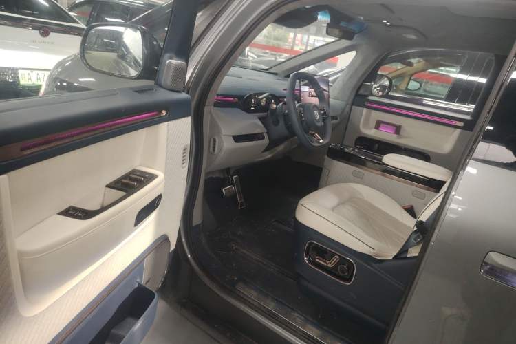 Used Zeekr MIX 2025 Long-Range Intelligent Driving Edition
