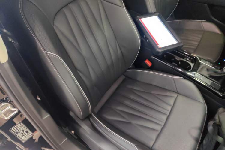 Used Volkswagen Passat 2023 Restyled 330TSI Starry Luxury Edition
