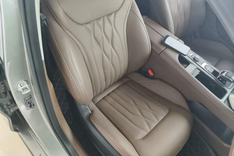 Used Chery Arrizo 8 2023 High-Performance Edition 2.0T DCT Powerfully Equipped
