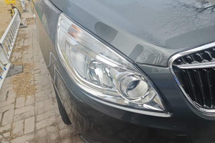 Used Buick GL8 2018 28T Luxury Model China VI Standard
