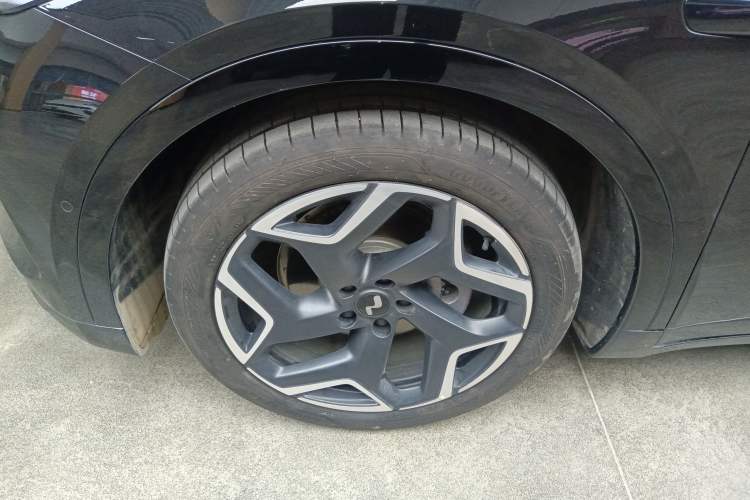 Used ONVO L60 2024 60 kWh Rear-Drive Version
