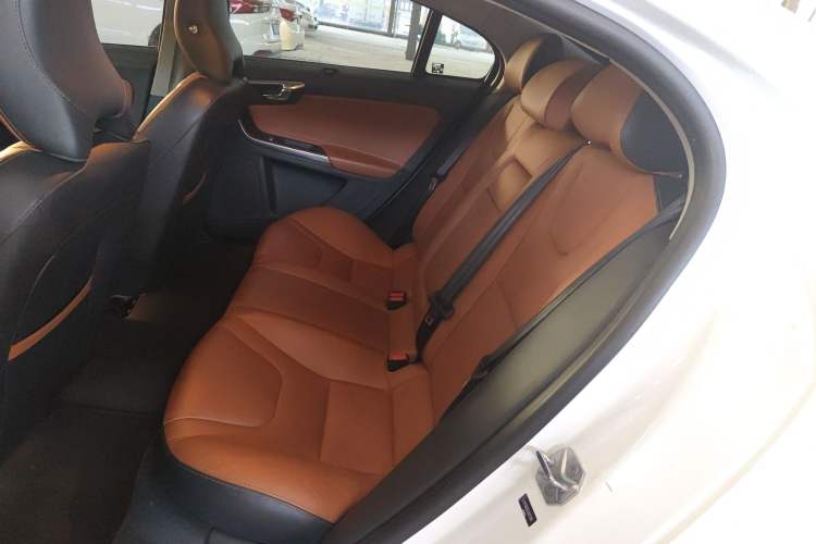 Used Volvo S60 2019 S60L Facelift T5 Smart Luxury Elite Edition
