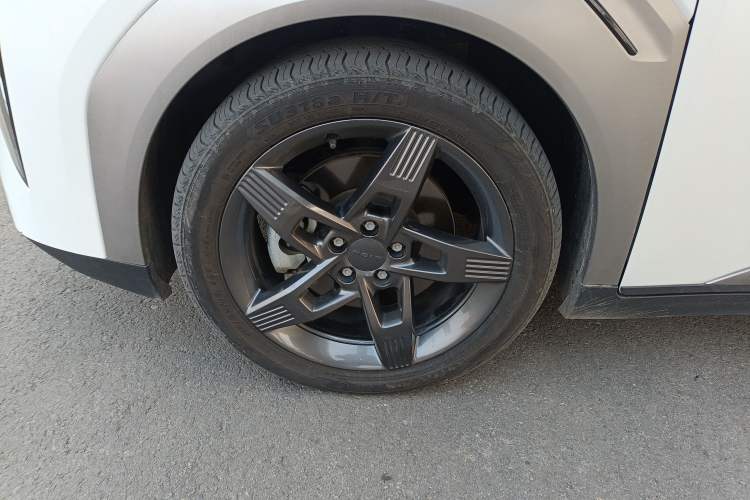 Used AION Y 2022 Plus 70 Tech Edition
