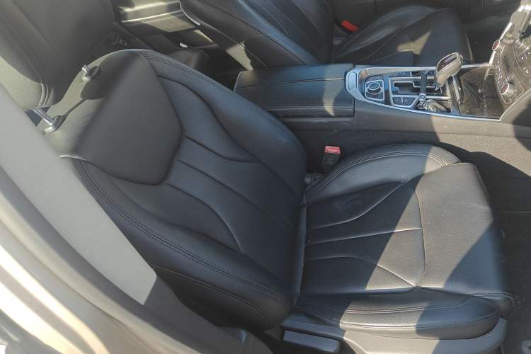 Used Geely Auto Emgrand GT 2015 2.4L Comfort Model
