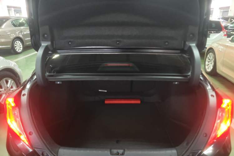 Used Honda Civic 2016 220TURBO CVT Luxury Edition