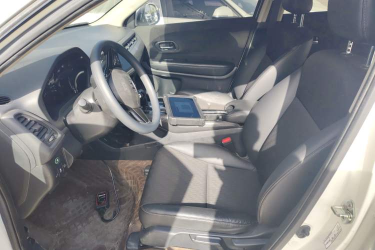 Used Honda Vezel 2020 1.5L CVT Pioneer Edition
