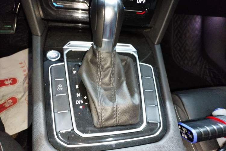 Used Volkswagen Magotan 2020 330TSI DSG Leading Model
