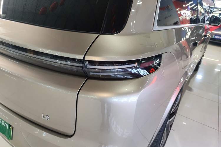 Used Li Auto L8 2023 Max model
