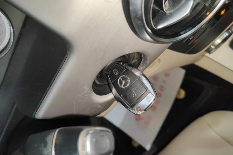 Used Mercedes-Benz GLK-Class 2014 GLK 200 Standard Model
