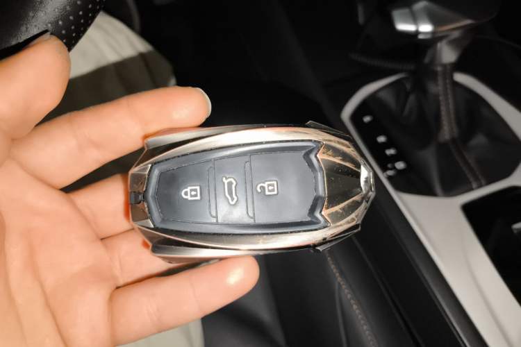 Used Dongfeng Aeolus Yixuan 2023 Mach Edition 1.5L Automatic Chasing Shadow Version