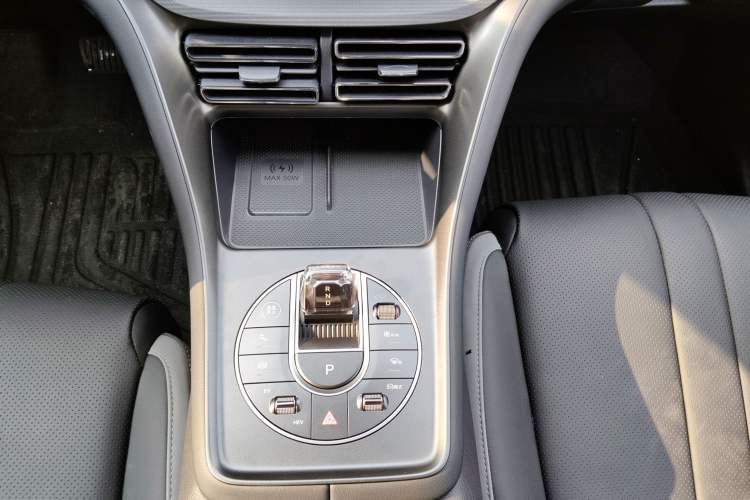 Used BYD Sealion 05 DM-i 2025 DM-i 115KM Flagship Model
