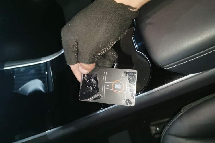 Used Tesla Model 3 2019 Long-Range All-Wheel-Drive Version
