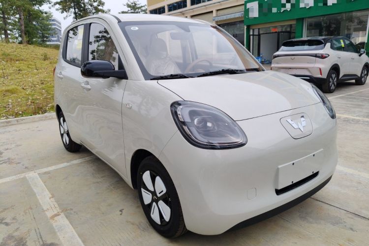 Used Wuling Hongguang MINIEV 2025 Four-Door Version Advanced Edition
