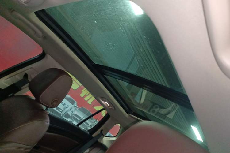 Used Buick Envision 2016 20T Two-Wheel-Drive Elite Model
