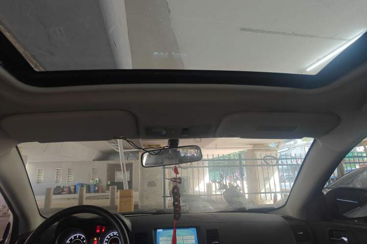 Used Mitsubishi Lancer EX 2015 1.8L CVT ZhiShang Edition China IV Standard