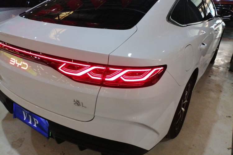 Used BYD Qin L 2024 DM-i 120KM Leading Model
