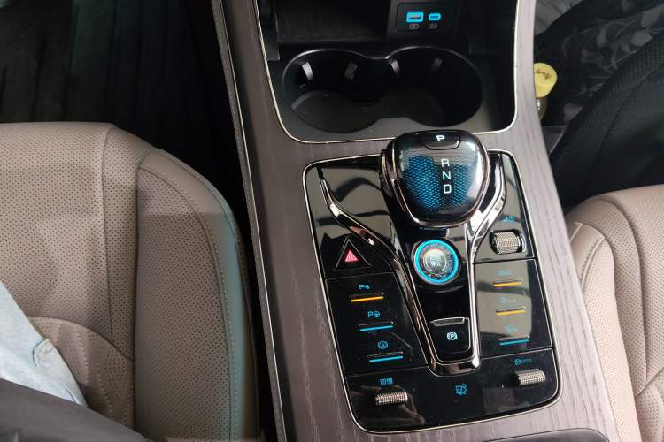 Used BYD Han 2025 EV with 701 km of Laser Radar-Enabled Intelligent Driving