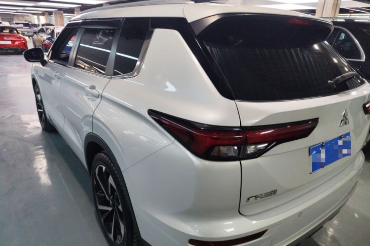 Used Mitsubishi Outlander 2023 1.5T CVT Four-Wheel Drive Prestige Edition 7 Seats