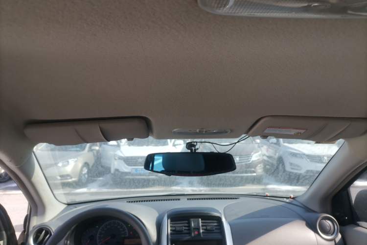 Used Nissan Sunny 2015 1.5XE Manual Comfort Edition
