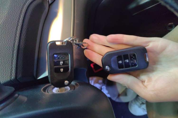 Used Honda CR-V 2016 2.0L two-wheel drive Urban Edition