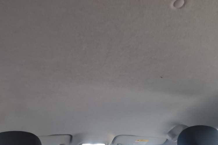 Used Chevrolet Trax 2019 Redline 335T CVT Trendy Version China VI Standard
