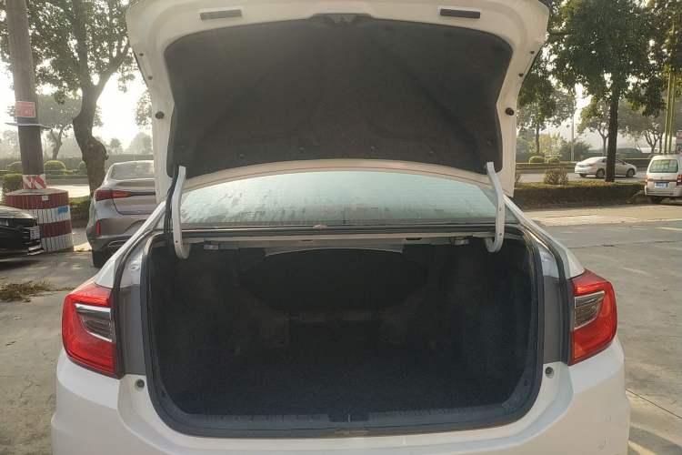 Used Honda Crider 2016 1.8L Manual Luxury Edition