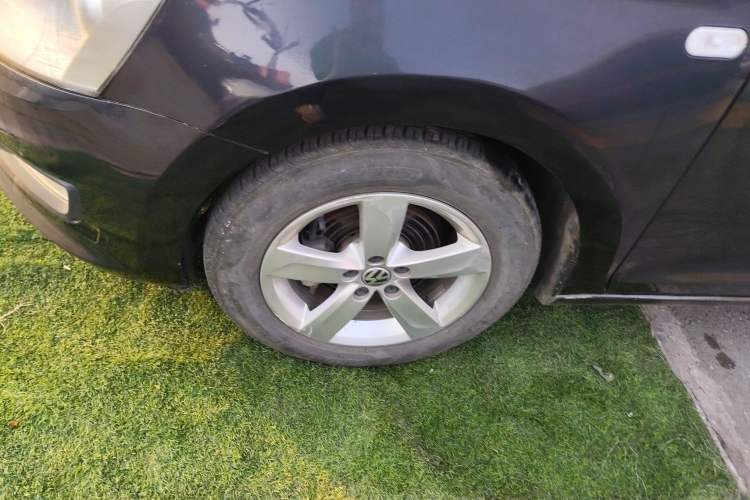 Used Volkswagen Santana 2013 1.6L Automatic Comfort Edition
