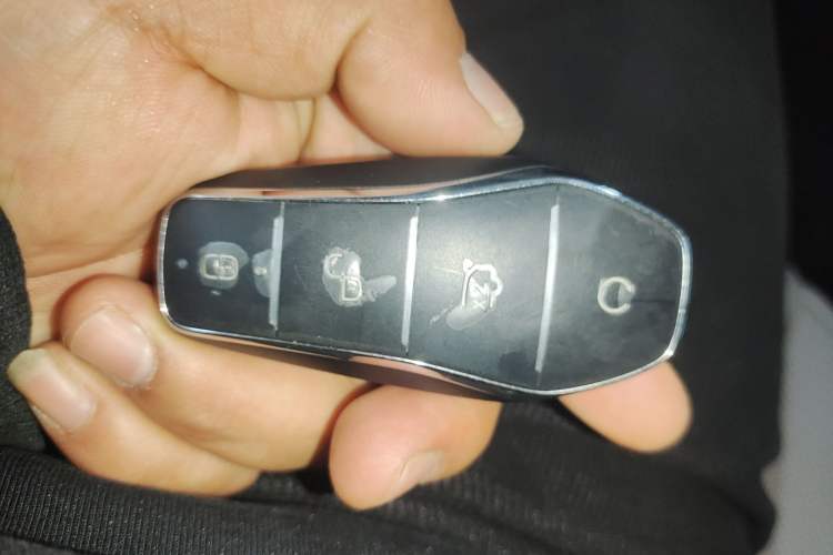 Used BYD Han 2025 EV with 701 km of Laser Radar-Enabled Intelligent Driving