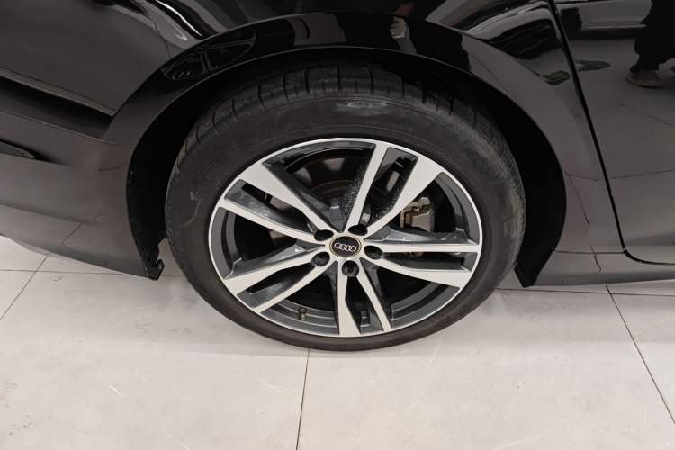 Used Audi A6L 2023 40 TFSI Luxury Dynamic Model
