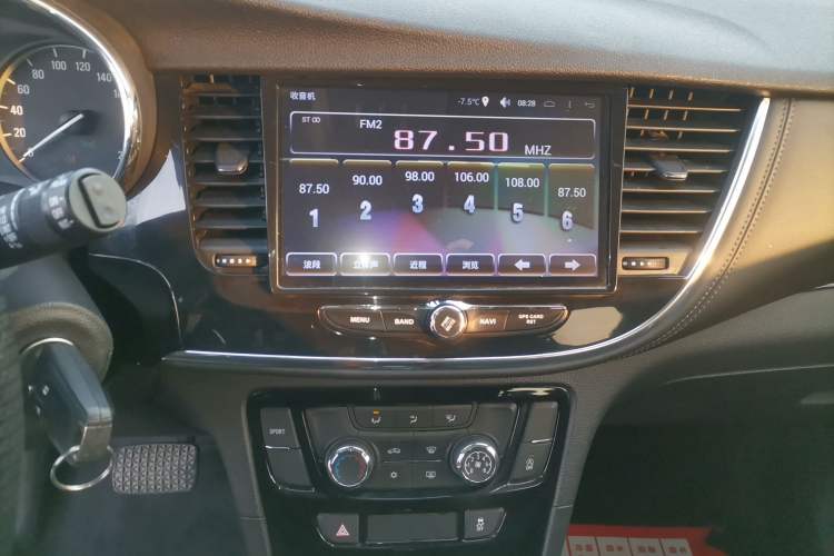 Used Buick Encore 2016 18T Automatic Two-Wheel Drive Urban Leading Edition