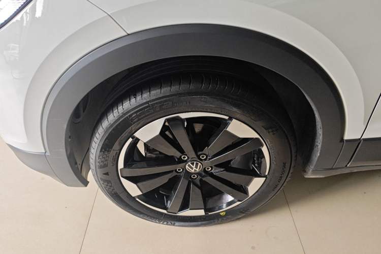 Used Volkswagen Tacqua 2021 200TSI DSG JoyConnect Edition
