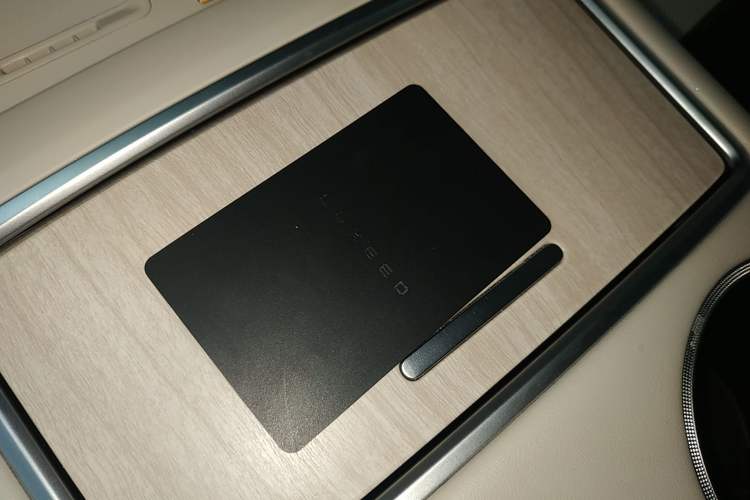 Used Hima Luxeed R7 2025 Range-Extended Version 251 km Max
