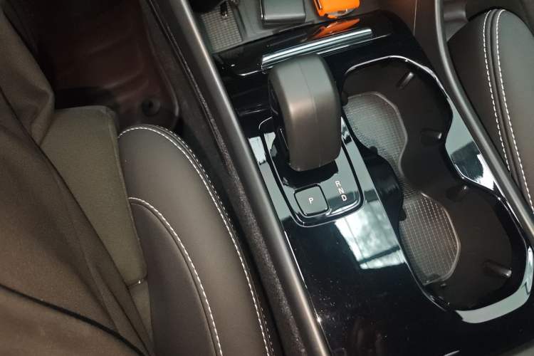 Used Volvo XC40 New Energy 2023 Long-Range PRO Version
